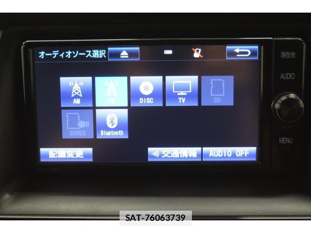 Toyota VOXY 2015-10 7814602-11