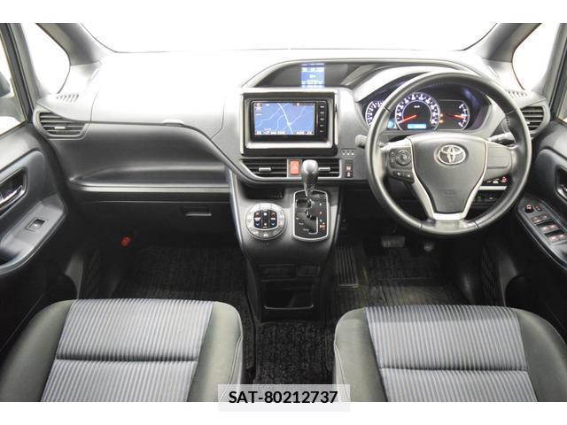 Toyota VOXY 2016-02 7814603-10