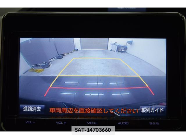Toyota VOXY 2014-12 7814608-12