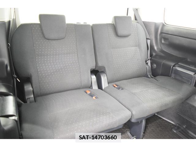 Toyota VOXY 2014-12 7814608-19