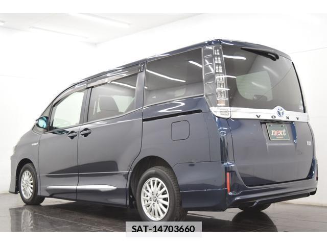 Toyota VOXY 2014-12 7814608-9
