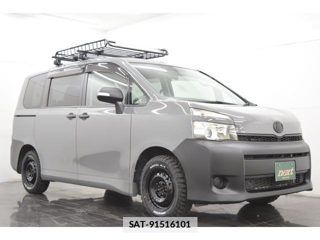 Toyota VOXY 2010-08 7814613-7