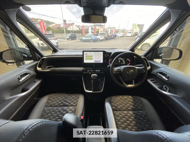 Toyota VOXY 2023-02 7814633-2