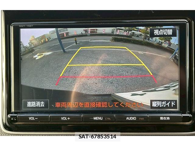 Toyota VOXY 2017-10 7814693-4