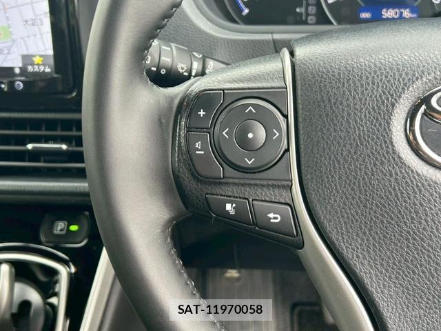 Toyota VOXY 2020-03 7814703-16
