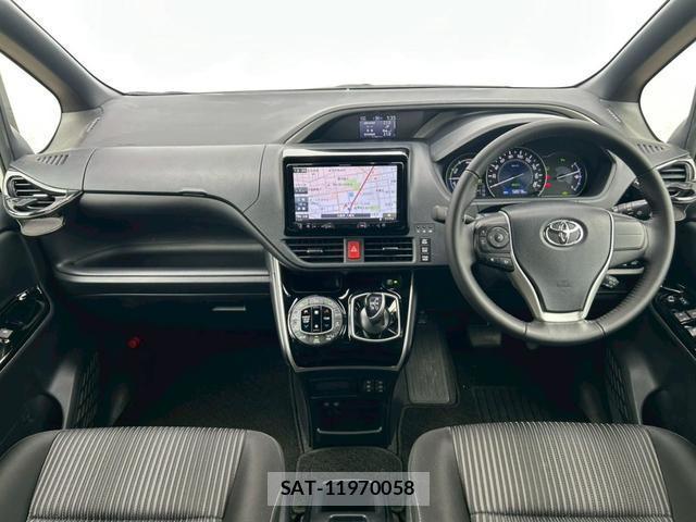 Toyota VOXY 2020-03 7814703-2