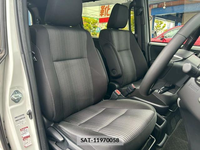 Toyota VOXY 2020-03 7814703-5