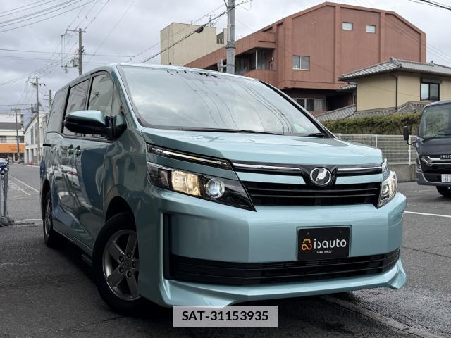 Toyota VOXY 2016-06 7815272-13