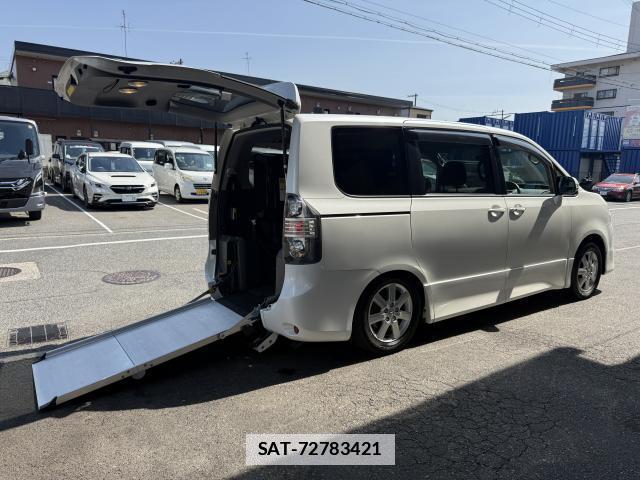 Toyota VOXY 2008-06 7815274-2