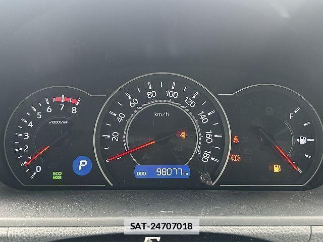 Toyota VOXY 2017-09 7815649-14