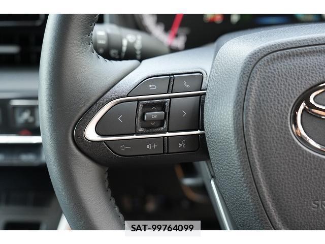Toyota VOXY 2023-11 7815770-10