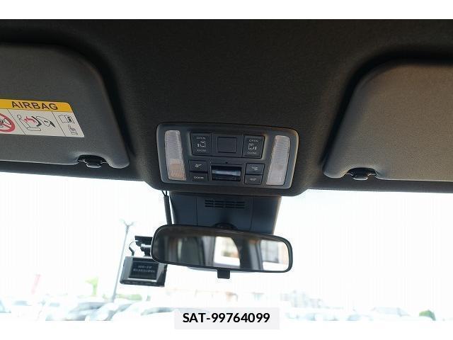 Toyota VOXY 2023-11 7815770-14