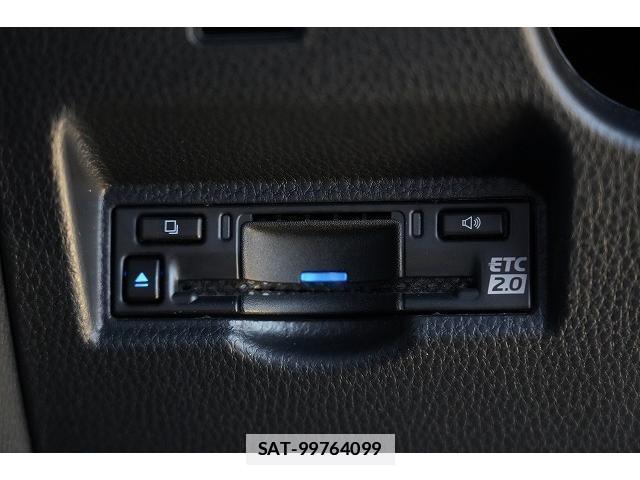 Toyota VOXY 2023-11 7815770-9
