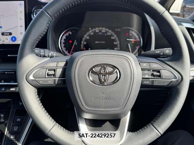 Toyota VOXY 2026-04 7815897-12