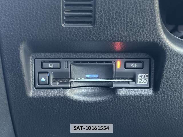 Toyota VOXY 2026-06 7816019-12