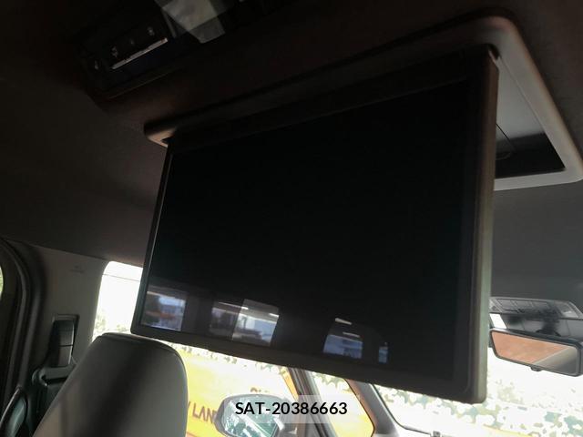 Toyota VOXY 2022-12 7816256-2