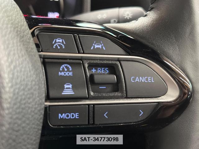 Toyota VOXY 2022-04 7816259-6