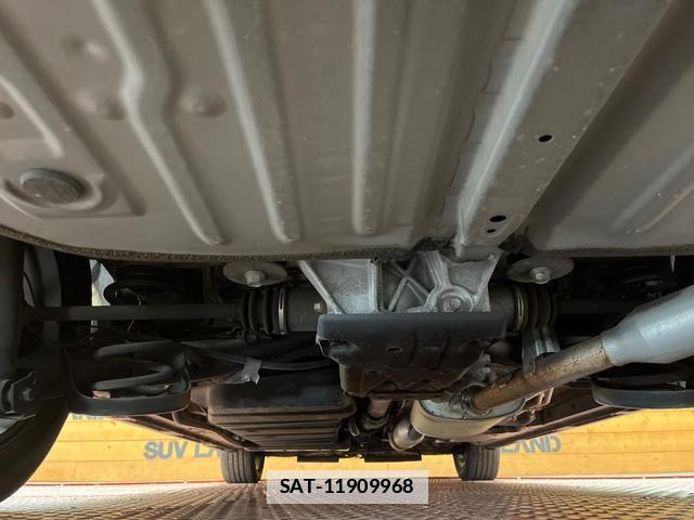 Toyota VOXY 2018-04 7816298-18