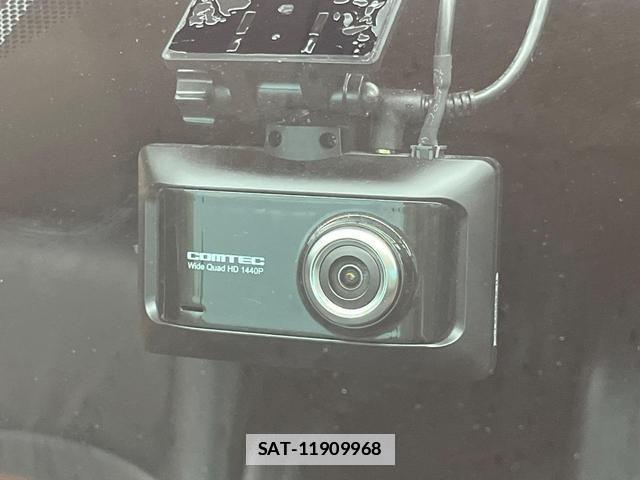 Toyota VOXY 2018-04 7816298-6