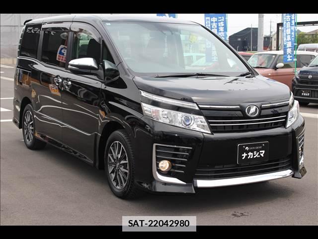 Toyota VOXY 2016-04 7816486-13