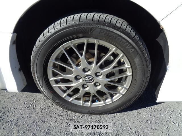 Toyota VOXY 2017-09 7817078-18
