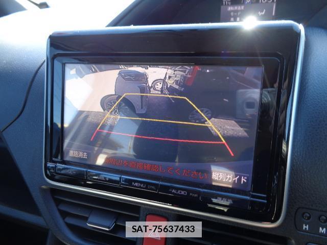 Toyota VOXY 2015-06 7817079-4