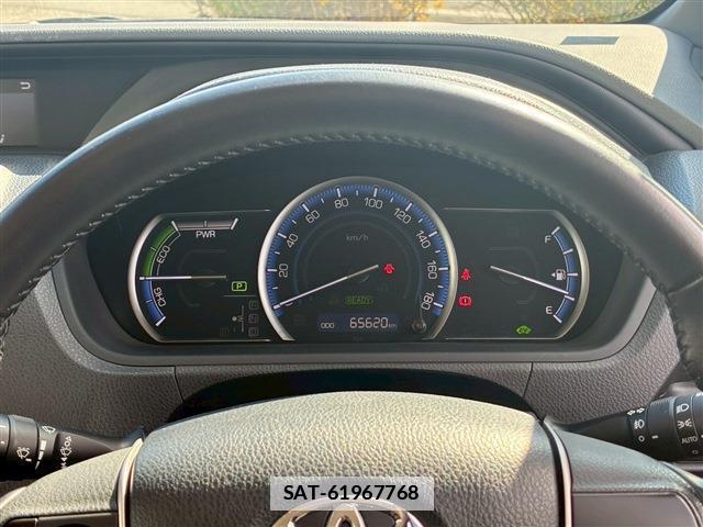 Toyota VOXY 2015-11 7817452-9