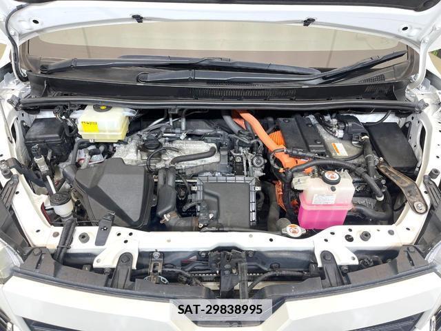 Toyota VOXY 2018-03 7818085-18