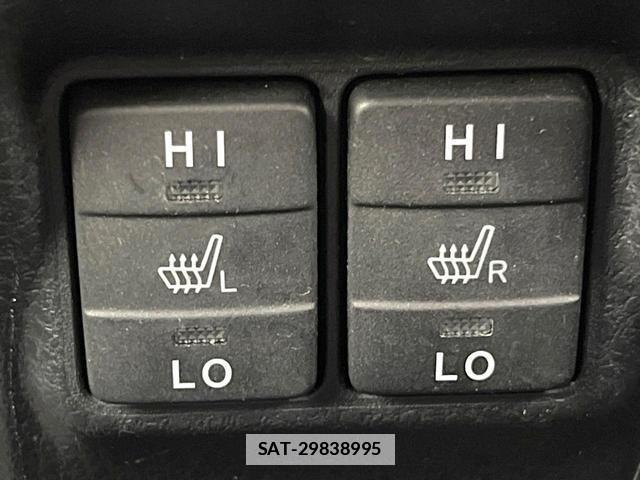 Toyota VOXY 2018-03 7818085-6