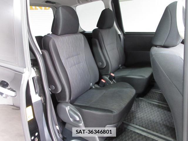 Toyota VOXY 2010-11 7818115-12