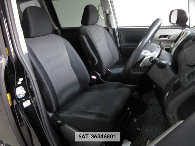 Toyota VOXY 2010-11 7818115-13