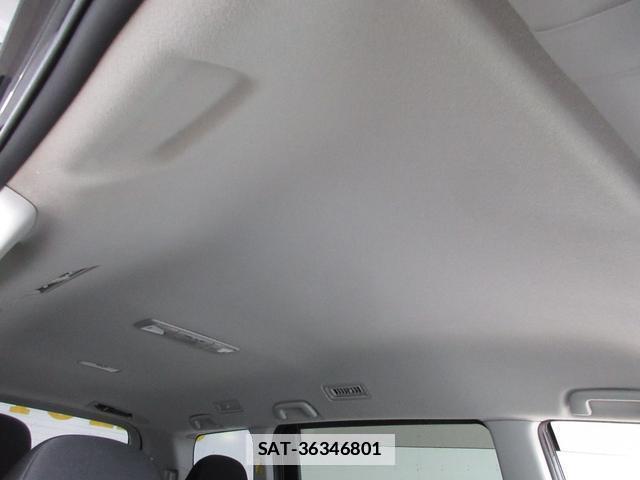 Toyota VOXY 2010-11 7818115-17