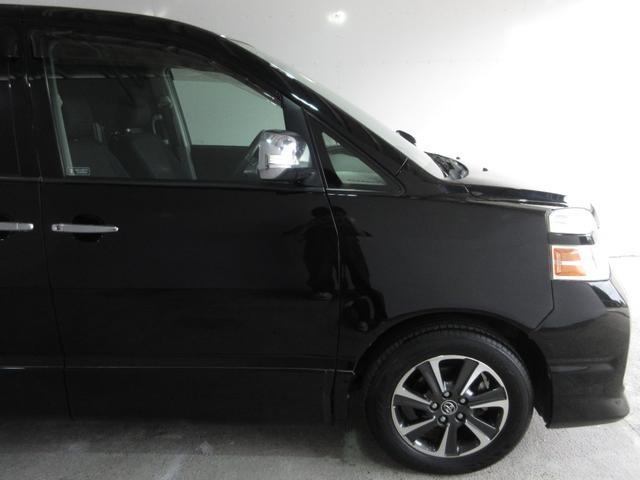 Toyota VOXY 2006-05 7818116-10