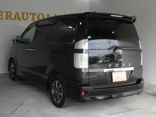 Toyota VOXY 2006-05 7818116-6