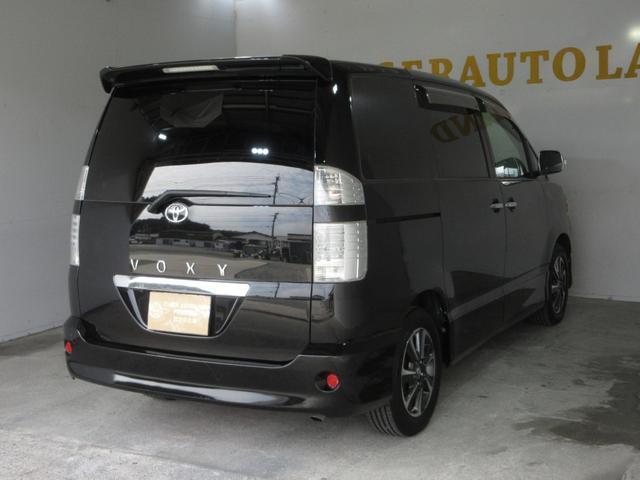 Toyota VOXY 2006-05 7818116-8