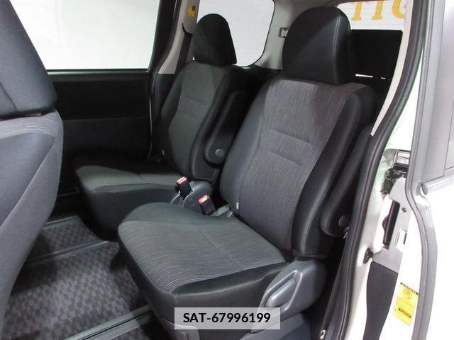 Toyota VOXY 2010-07 7818129-16
