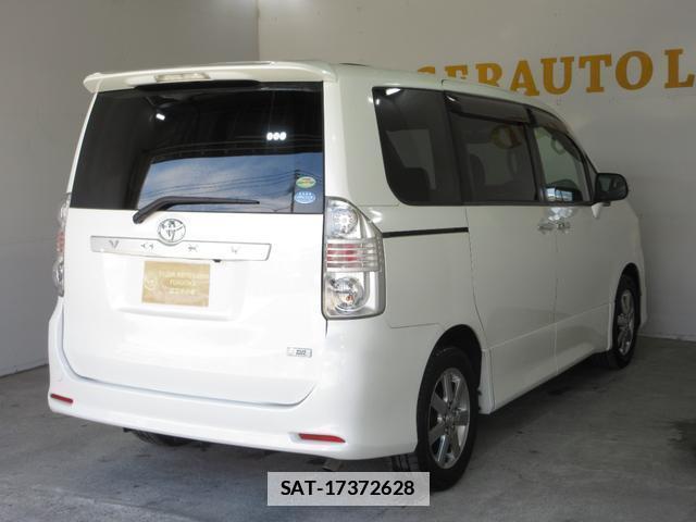 Toyota VOXY 2009-05 7818138-8