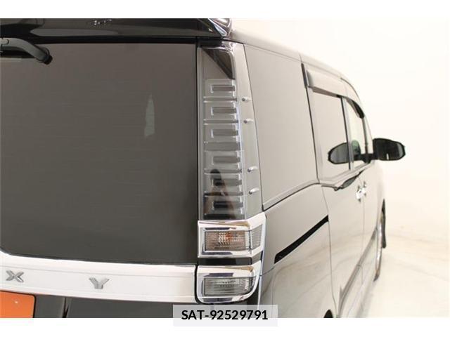 Toyota VOXY 2020-11 7818202-17