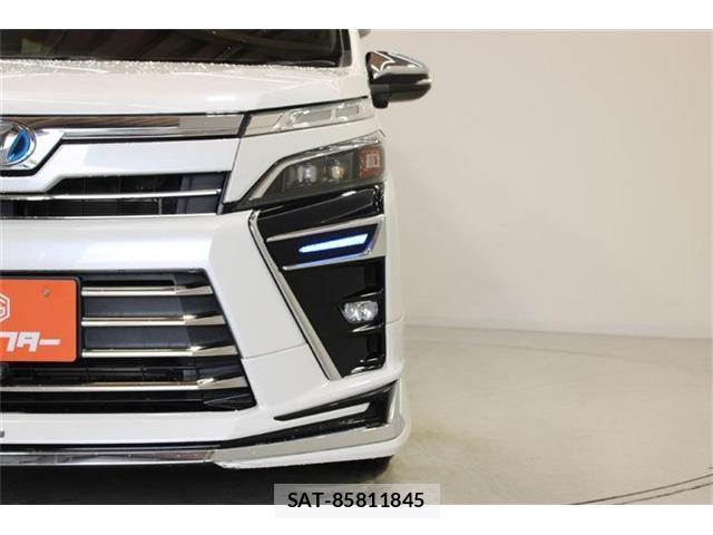 Toyota VOXY 2018-05 7818203-14