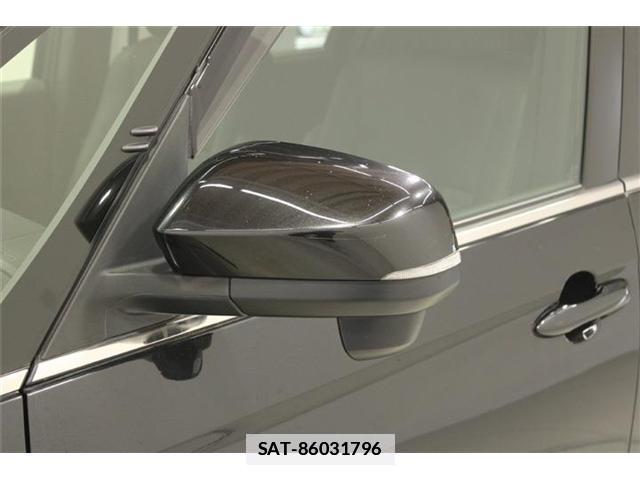 Toyota VOXY 2023-02 7818232-19