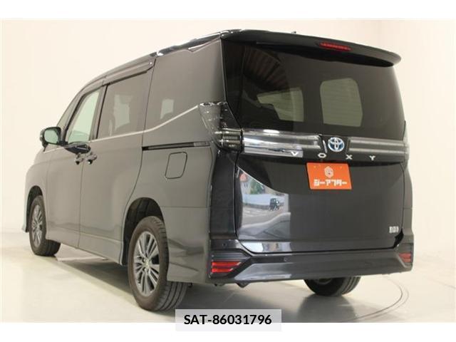 Toyota VOXY 2023-02 7818232-9
