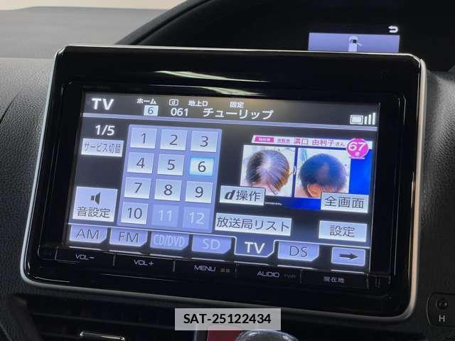 Toyota VOXY 2014-05 7818326-3