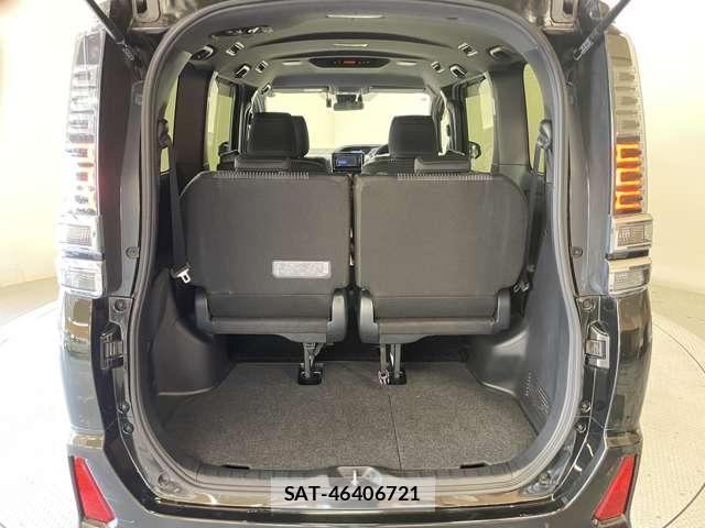Toyota VOXY 2020-11 7818393-17