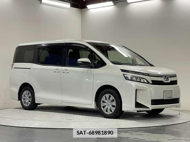 Toyota VOXY 2019-03 7818394-13