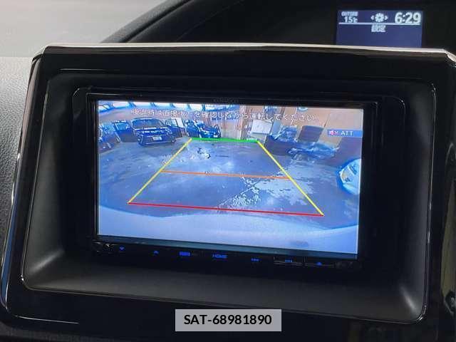 Toyota VOXY 2019-03 7818394-2