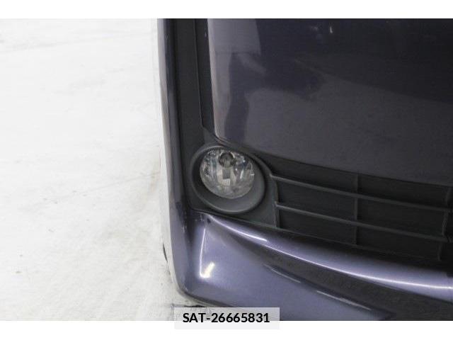 Toyota VOXY 2014-08 7818447-12