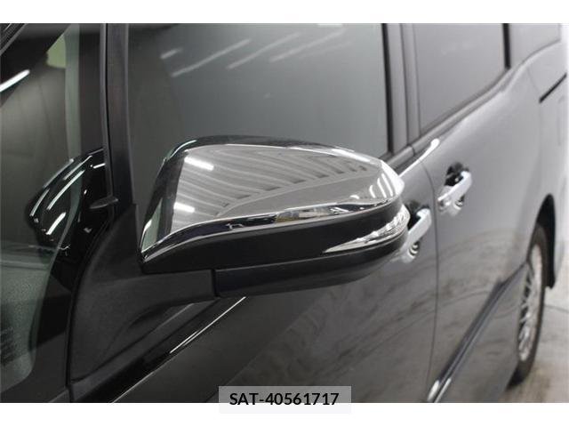 Toyota VOXY 2018-10 7818462-16