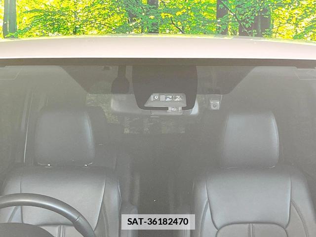 Toyota VOXY 2019-01 7818549-5