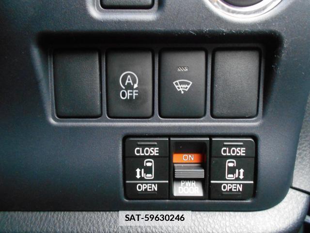 Toyota VOXY 2014-12 7818577-12