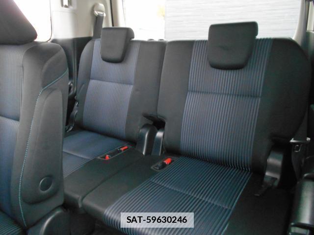 Toyota VOXY 2014-12 7818577-4